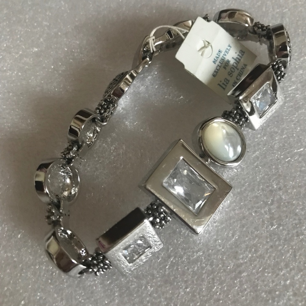 Lia Sophia Women’s Silver Tone Bracelet Share The Love Of Jewelry NWT